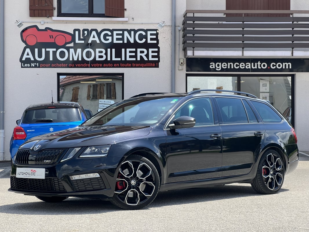 Skoda Octavia Combi 2.0 tsi 245ch RS DSG7 — 1