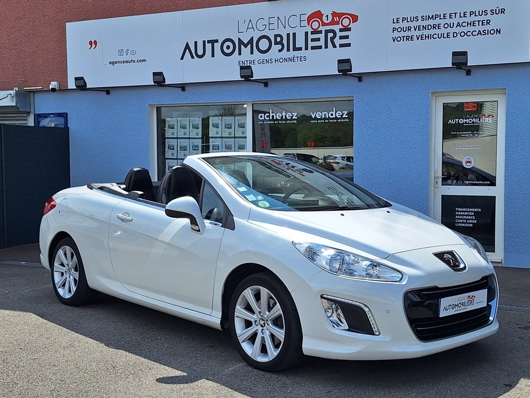 Peugeot 308 CC 2.0 HDi 160cv FELINE — 1