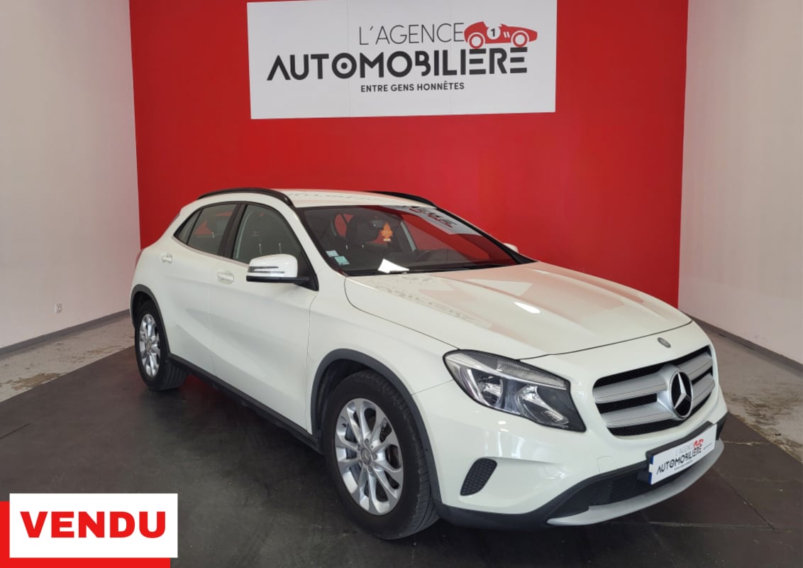 Mercedes-Benz Classe GLA GLA 200 D INSPIRATION 135 7G-DCT + CAMERA DE RECUL — 1