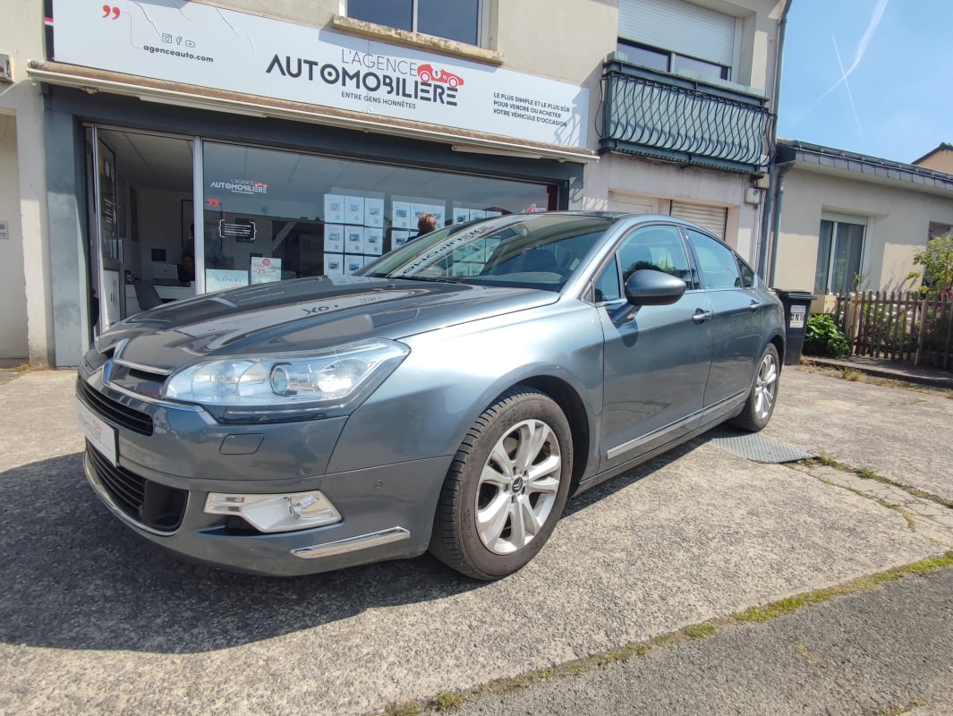Citroen C5 Berline 2.0 HDi 163 cv hydractive exclusive Boîte auto Distribution faite — 1