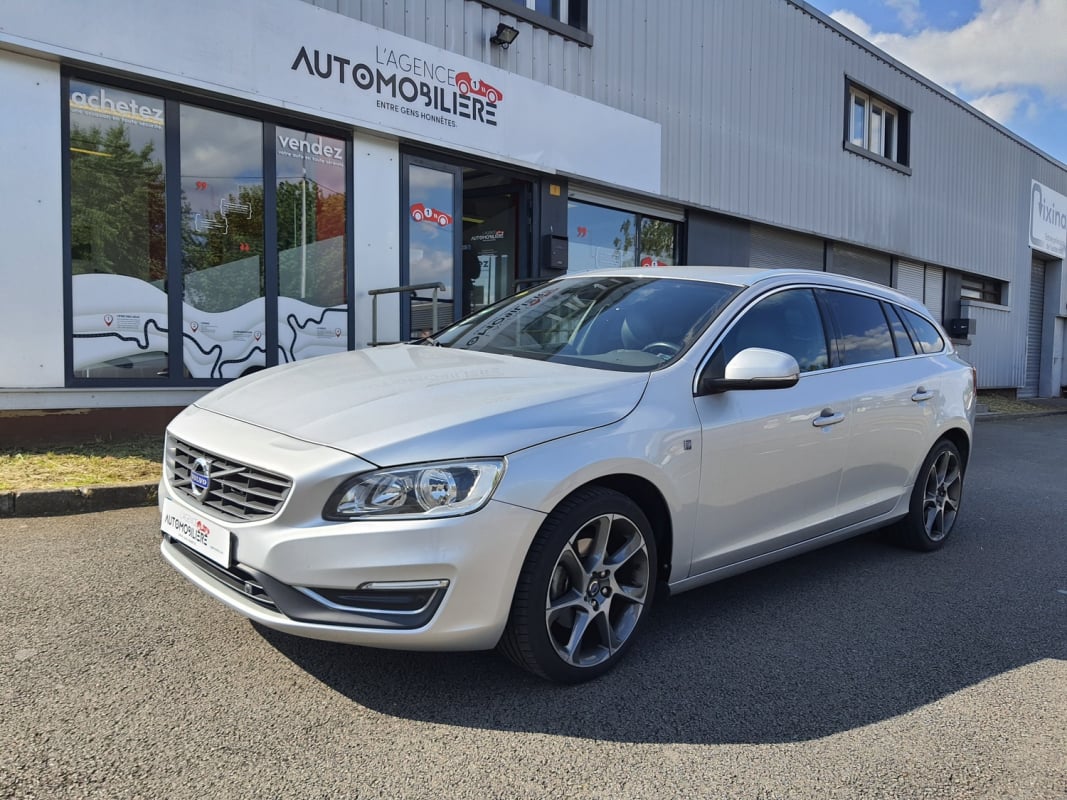 Volvo V60 2.0 120 D2 OCEAN RACE — 1