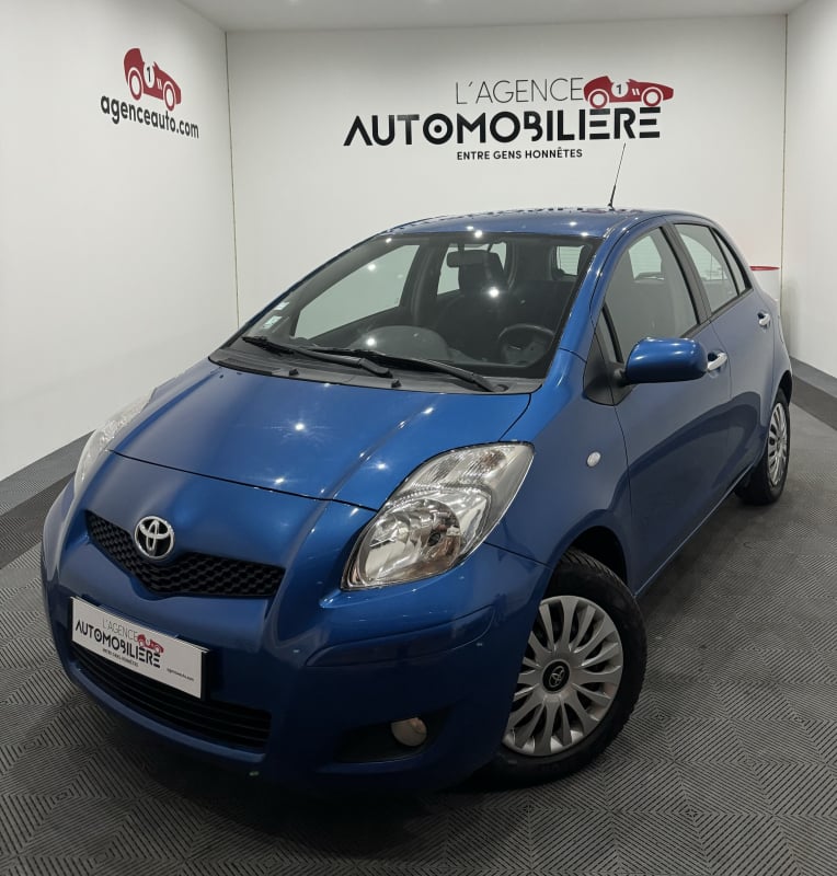 Toyota Yaris YARIS 90 D CONFORT PACK 1.4 90CV BVM6 5 PORTES CLIM AUTO/RADIO — 1