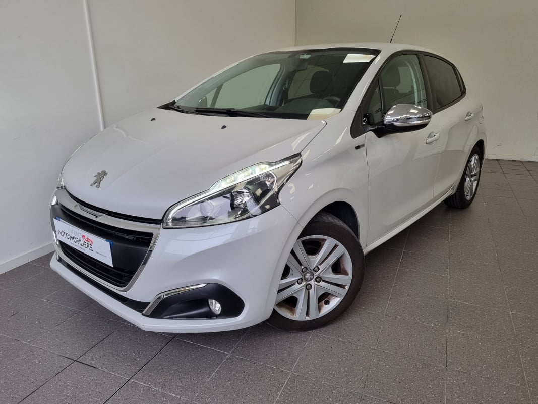 Peugeot 208 Phase 2 5 Portes 1.2 VTi 12V 82 cv — 1