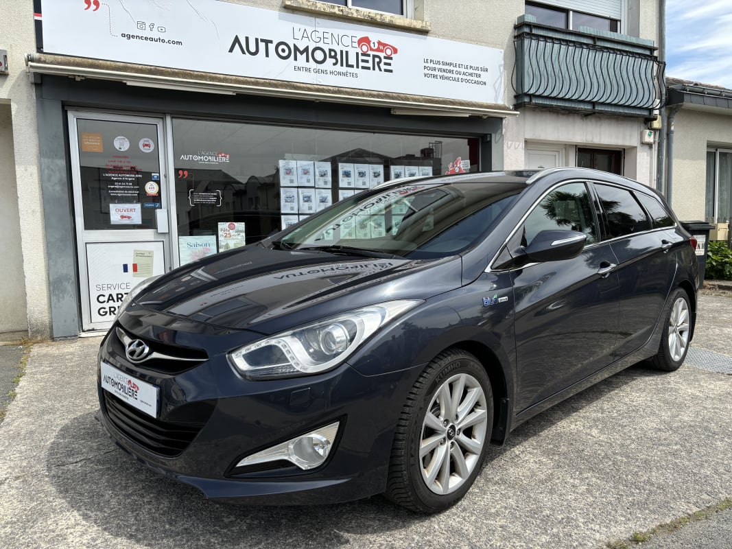 Hyundai i40 SW 1.7 CRDI 136 CV PACK PREMIUM — 1