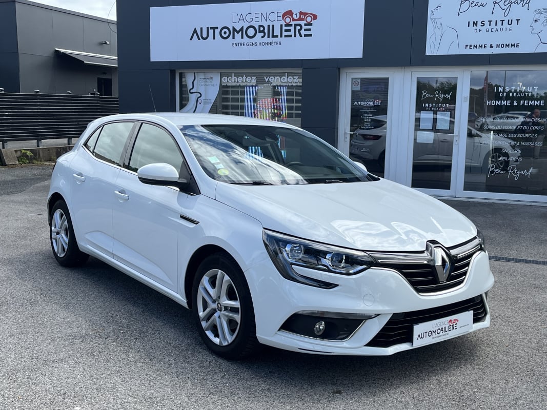 Renault Megane IV 1.5 Blue dCi 115 ch BUSINESS EDC6 — 1