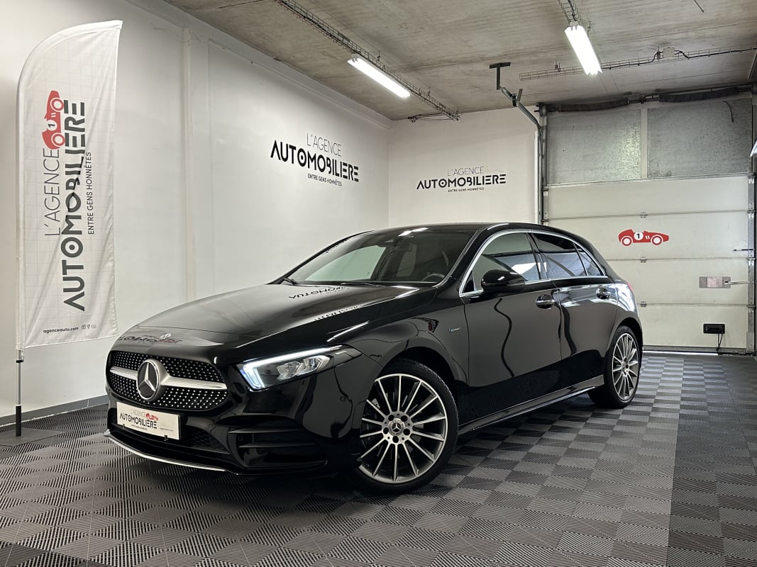 Mercedes-Benz Classe A IV 250 E 8CV AMG LINE 8G-DCT + 1ERE MAIN + FRANCAISE — 1