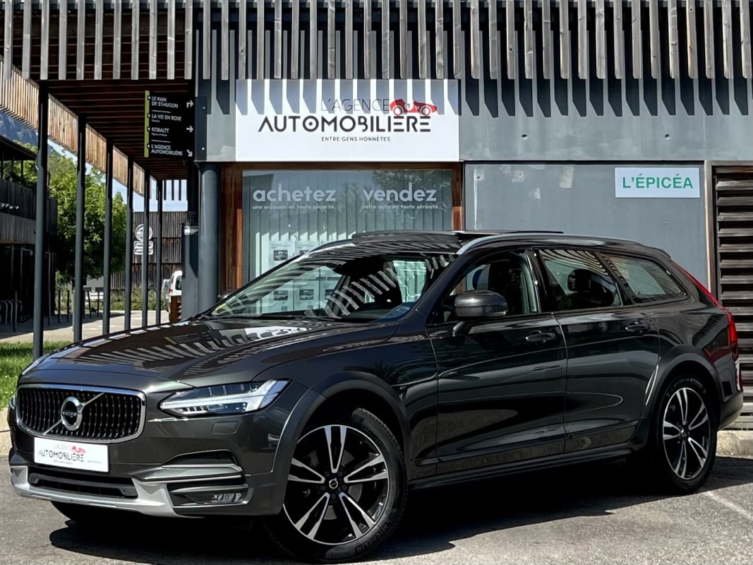 Volvo V90 Cross Country D4 AWD 190ch Pro Geartronic — 1