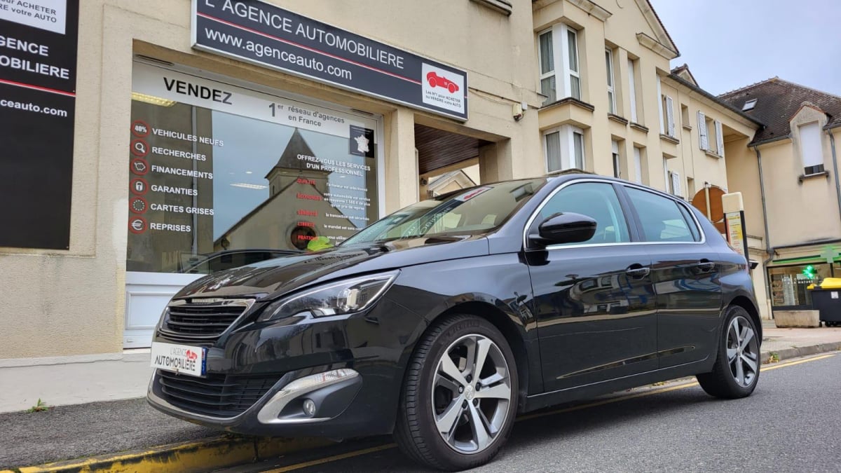 Peugeot 308 BlueHDi 120ch S&S BVM6 ALLURE 2eme Main — 1