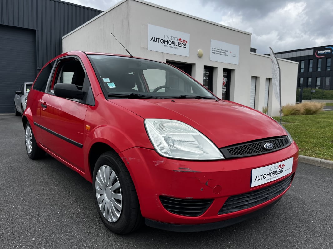 Ford Fiesta 1.3L 70CH 3 PORTES / GARANTIE 6 MOIS — 1