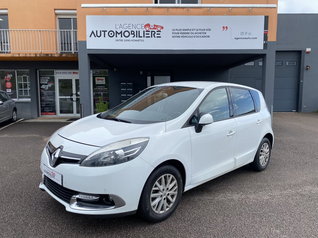 Renault Scenic III Phase 2 1.2 TCe 115 cv — 1