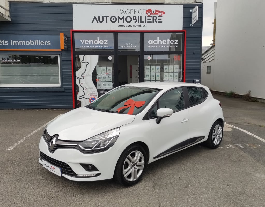 Renault Clio IV 5 Portes 1.5 dCi 90cv BVM5 Business (Distri faite) — 1