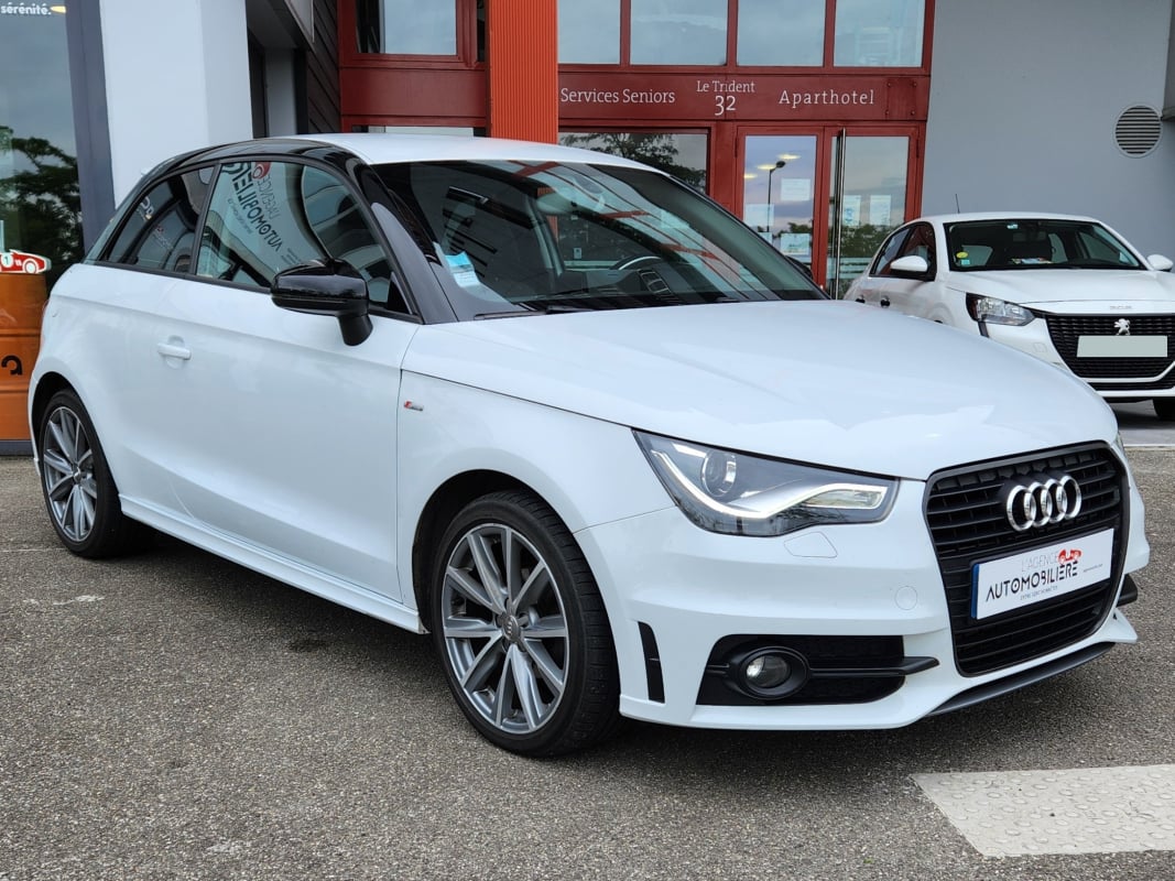 Audi A1 1.6 TDI 90 URBAN SPORT — 1