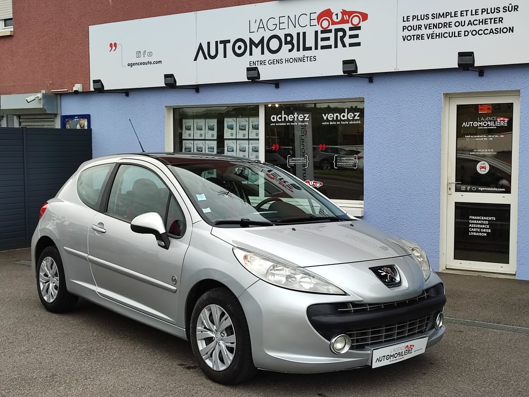 Peugeot 207 1.4 VTI 95 Série 64 — 1