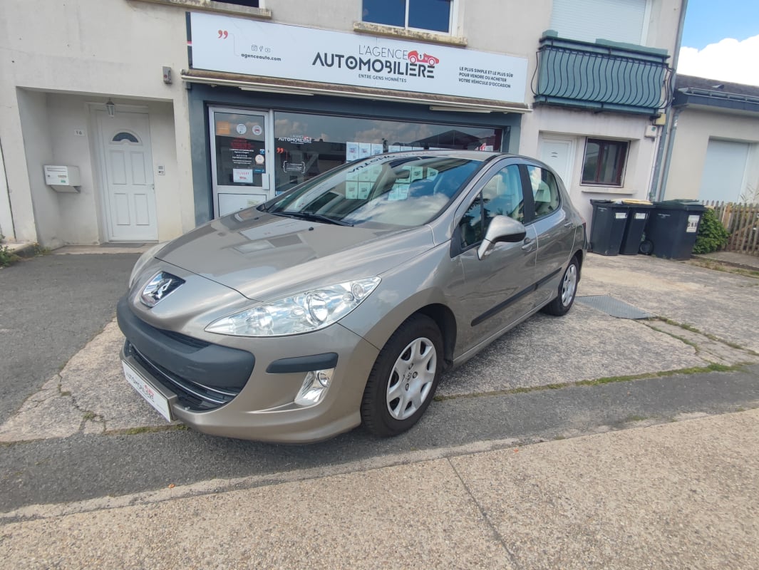 Peugeot 308 5 Portes 1.6 HDi confort pack 92 cv Distribution faite — 1