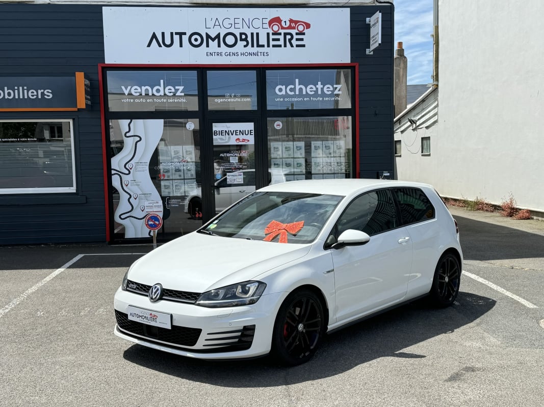 Volkswagen Golf 2L TDI 184ch BVM6 GTD (Attelage, régul adapt) — 1