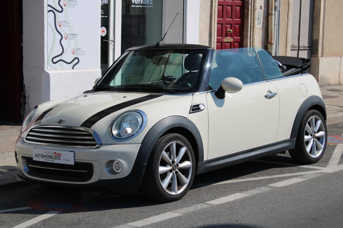 Mini Mini 1.6 120 COOPER PACK CHILI BVA ( Moteur à chaîne, Radar Arr, Sièges chauffants ... ) — 1