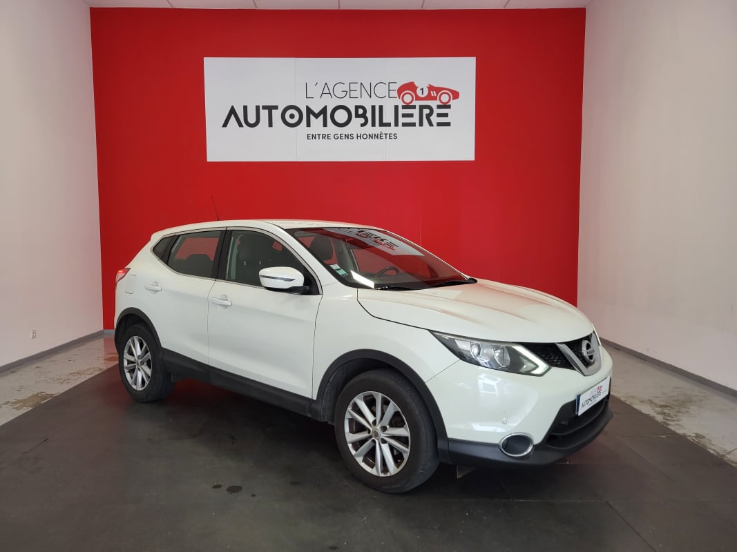 Nissan Qashqai QASHQAI 1.6 DCI 130 ACENTA XTRONIC + ATTELAGE — 1