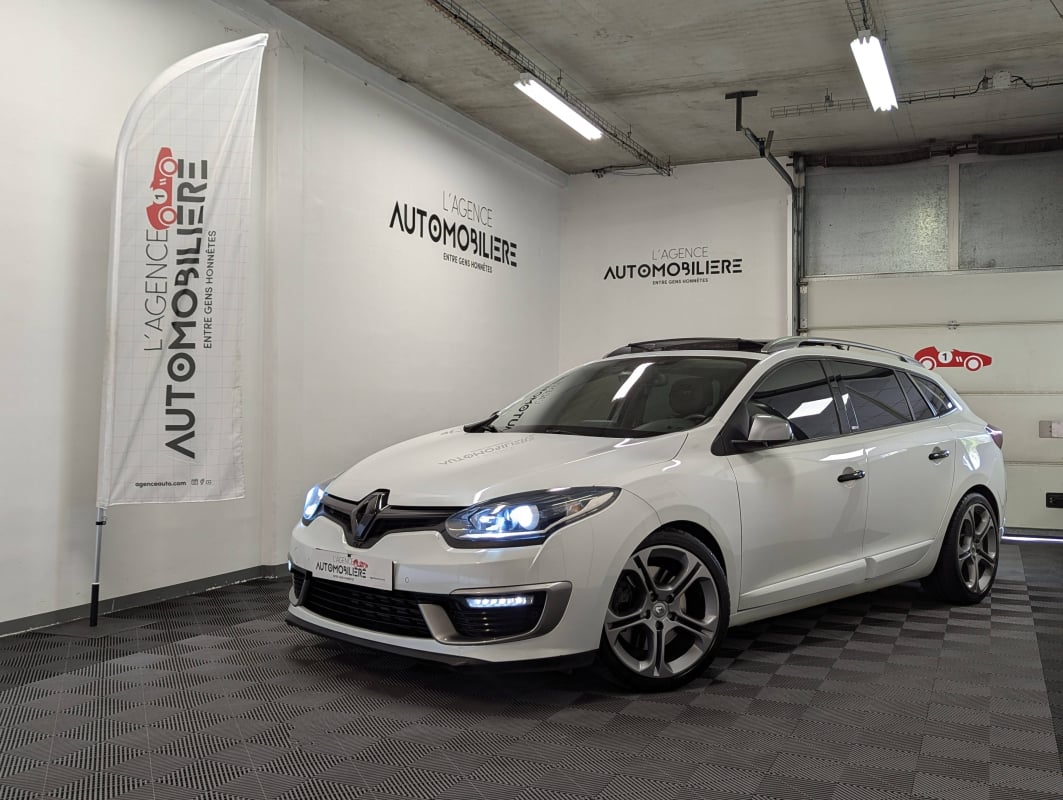 Renault Megane III (2) ESTATE 2.0 T GT 220 — 1