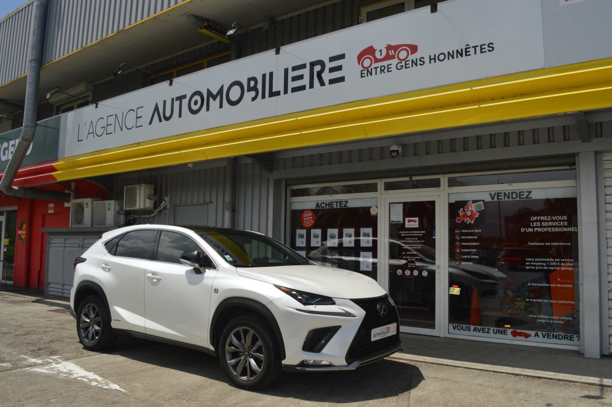 Lexus NX NX 300h 4WD F SPORT — 1