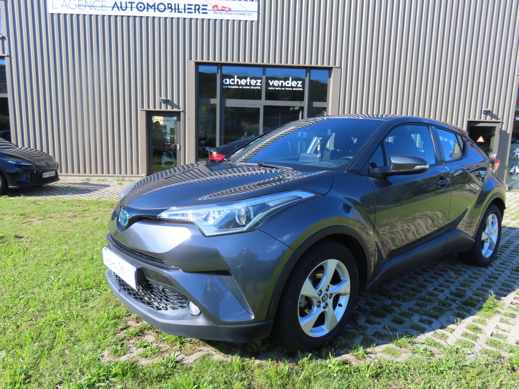 Toyota C-HR 1.8 VVT-i 16V Hybrid Dynamic 122Cv — 1
