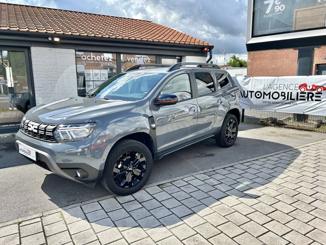 Dacia Duster 1.3 TCE 150 EDC 4X2 SL EXTREME + 4 JANTES AVEC PNEUS HIVER — 1