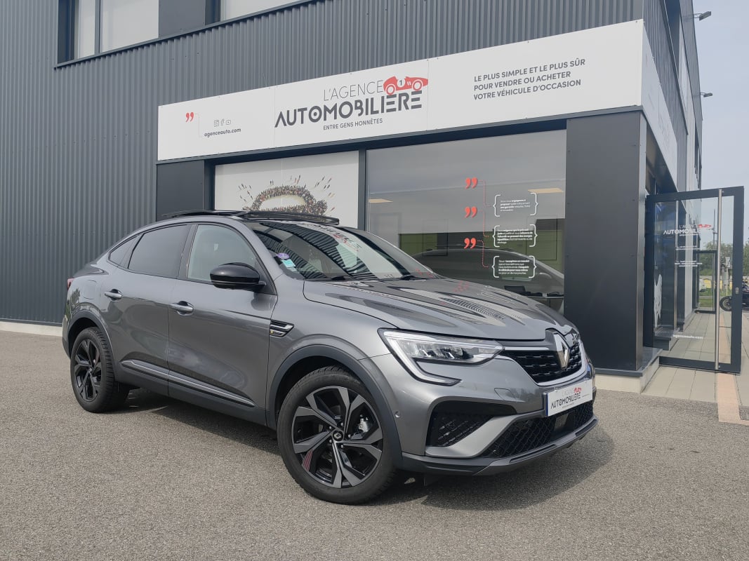 Renault Arkana 1.3 TCE MICRO-HYBRID 160 HYBRID RS LINE EDC BVA — 1