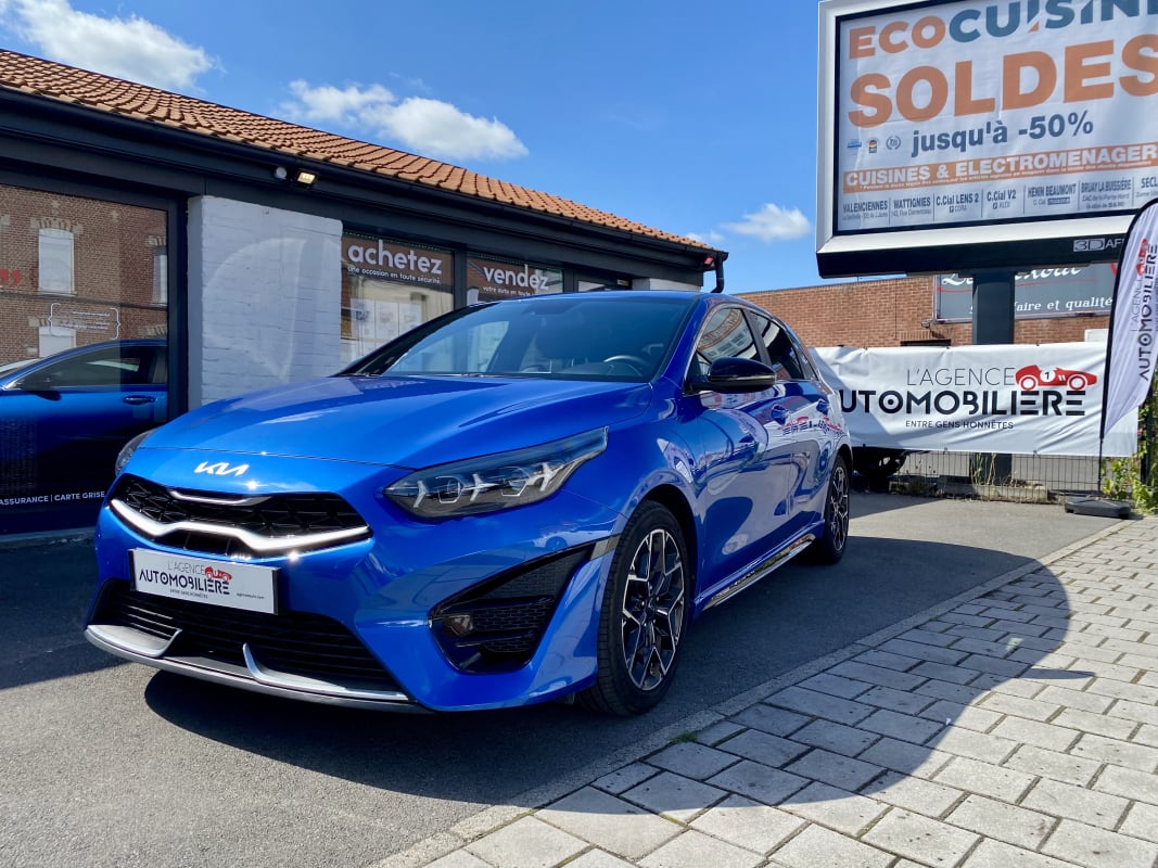 Kia Ceed III (2) 1.5 T-GDI 160 ISG GT LINE PREMIUM BVM6 — 1