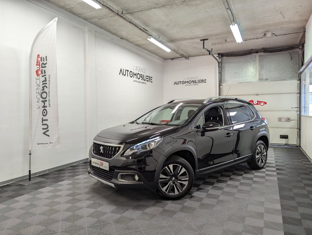 Peugeot 2008 (2) 1.2 PURETECH 110 S&S ALLURE EAT6 — 1