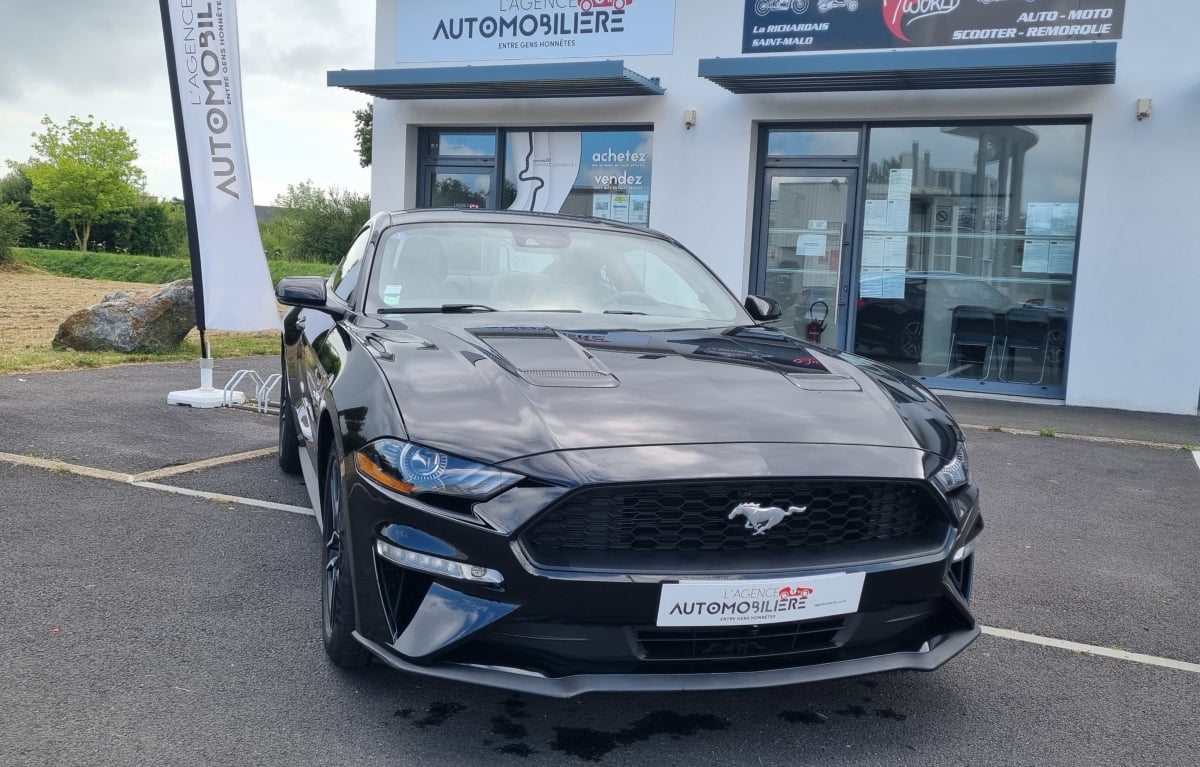 Ford Mustang 2.3 ECOBOOST COUPE FASTBACK — 1