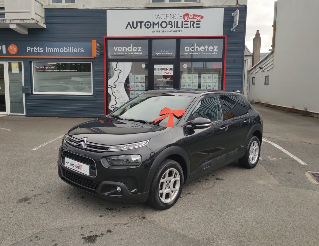 Citroen C4 Cactus 1.2 Essence 110ch BVM6 SHINE (Caméra+Apple Carplay) — 1