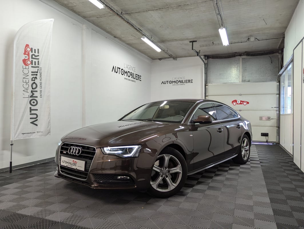Audi A5 Sportback (2) SPORTBACK 2.0 TFSI 211 QUATTRO S TRONIC — 1
