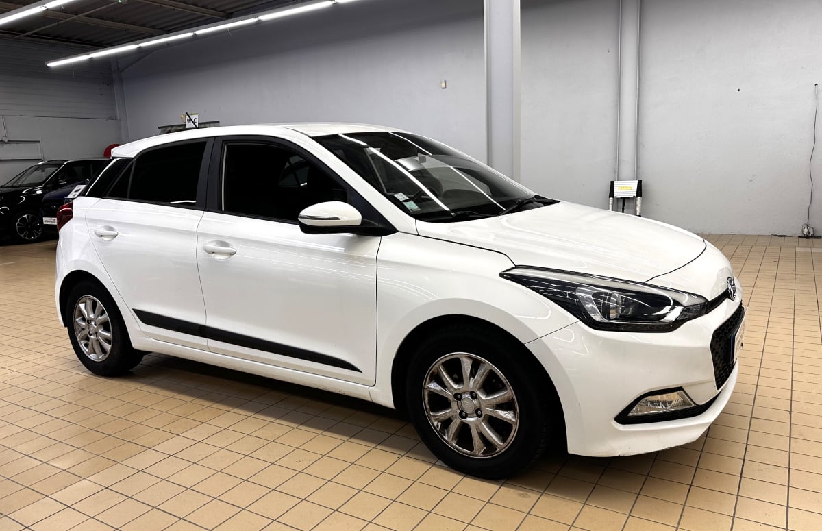 Hyundai i20 I20 1.2 84 UEFA EURO 2016 — 1