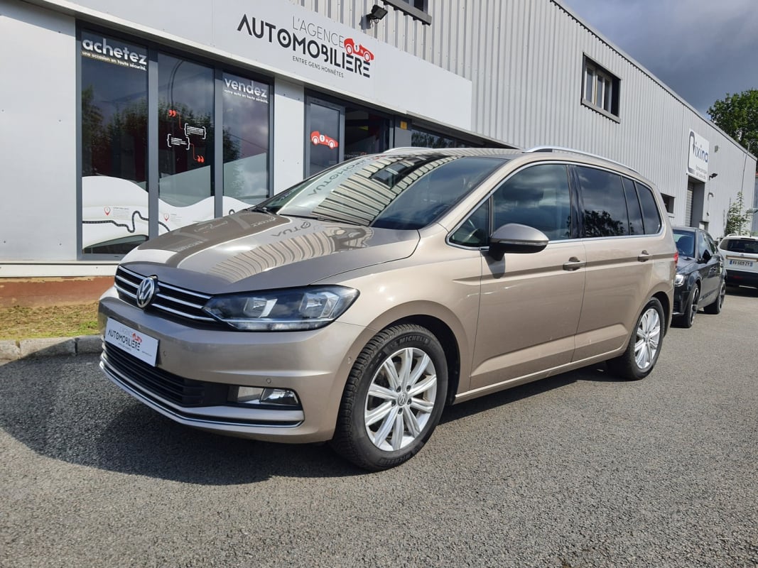 Volkswagen Touran 1.4 TSI 150 CARAT 5PLACES BVM6 — 1