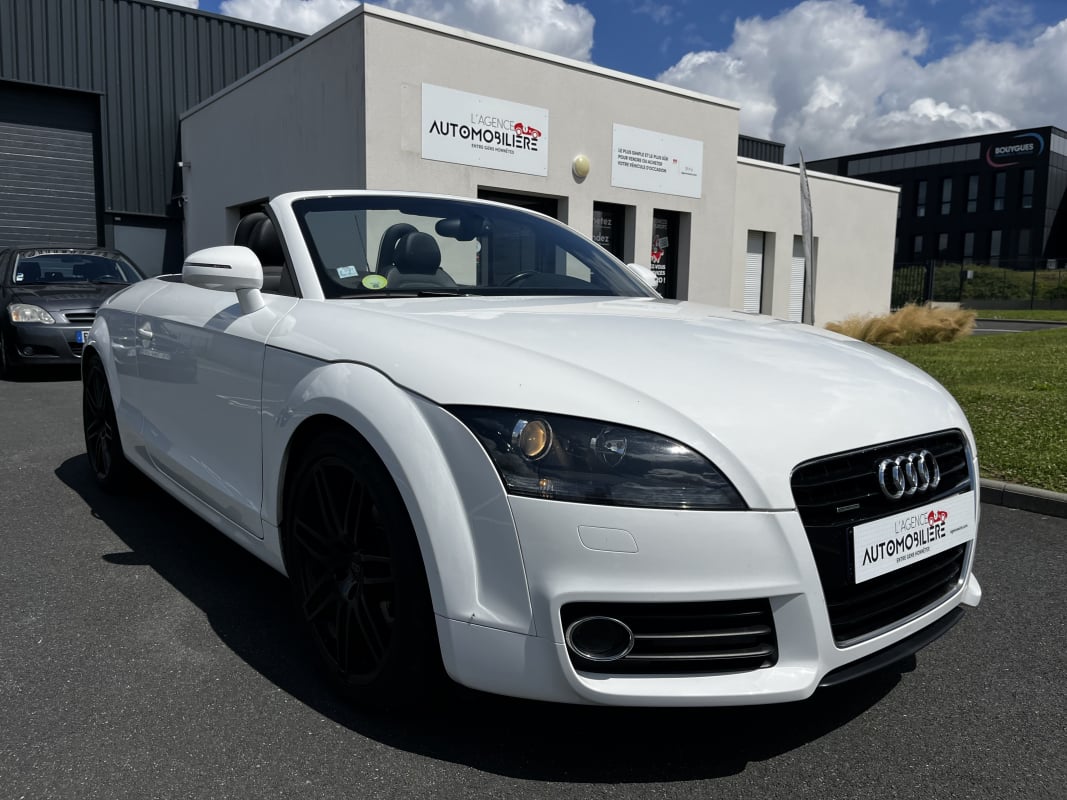 Audi TT Roadster 2.0L TDI 170CH AMBITION LUXE / GARANTIE 12 MOIS — 1