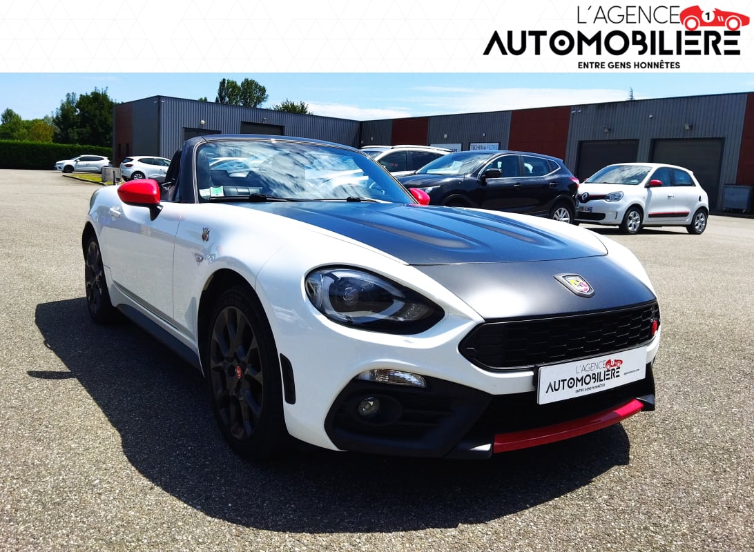 Abarth 124 Spider 1.4 i-Turbo MultiAir 16V 170 cv BVM6 voiture n°1203 — 1