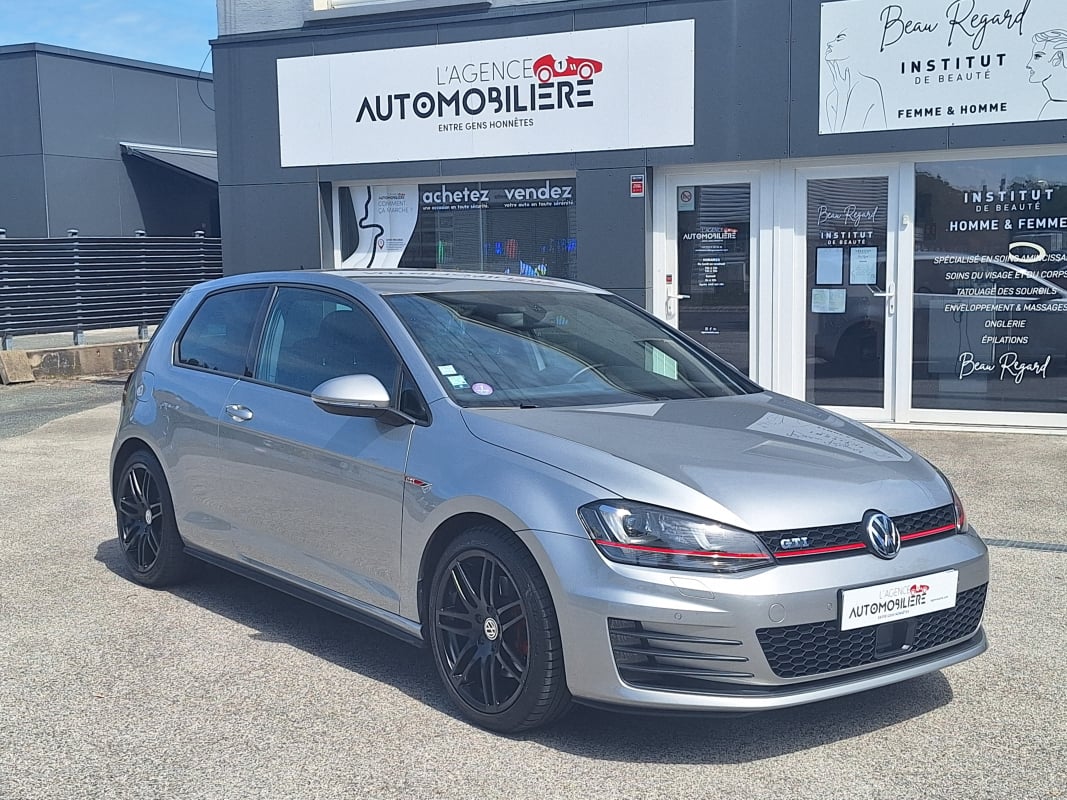 Volkswagen Golf VII 2.0 TFSI 220 cv GTI - 1ère Main - — 1