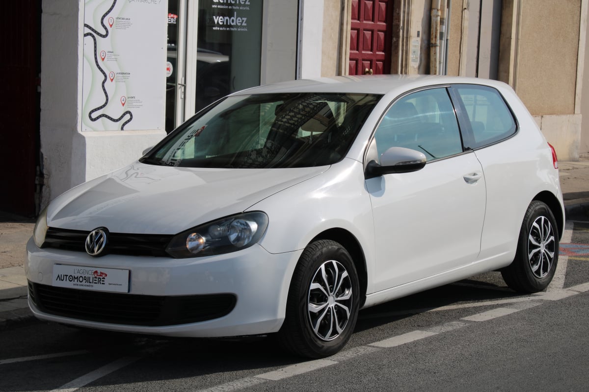 Volkswagen Golf 1.4 80 CONCEPT (Entretien à jour, Climatisation, Distribution à jour..) — 1
