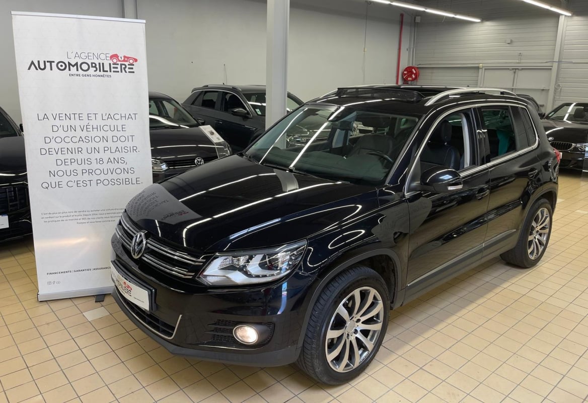 Volkswagen Tiguan (2) 2.0 TSI 210 CARAT 4MOTION DSG7 — 1