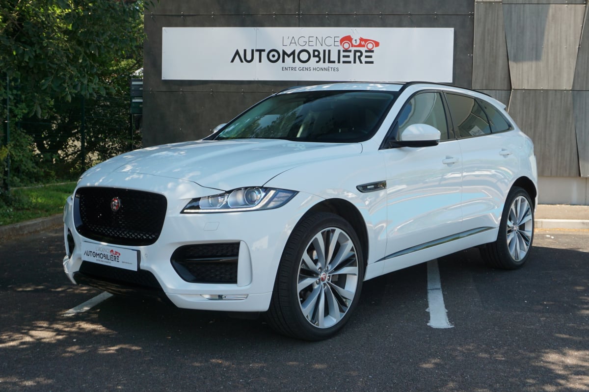 Jaguar F-Pace 2.0 D 16V AWD 180 cv BVA R-SPORT — 1