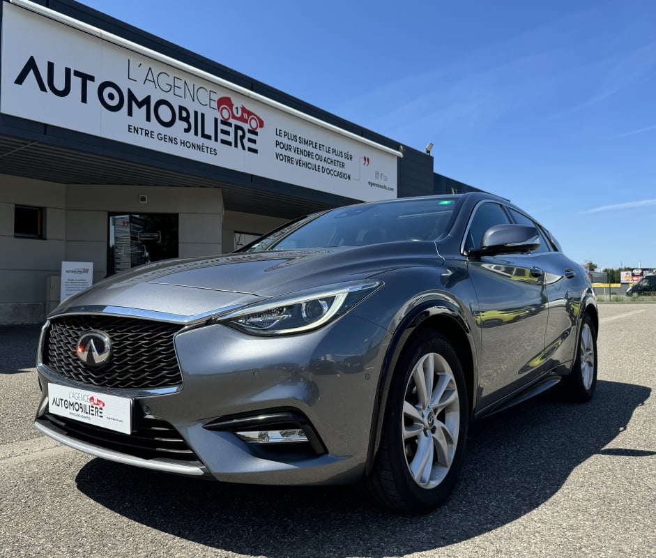 Infiniti Q30 1.5d 109ch Premium — 1