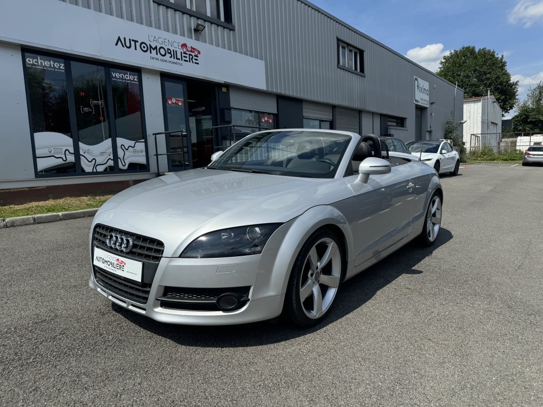 Audi TT 2.0 TFSI 200 CH CABRIOLET — 1