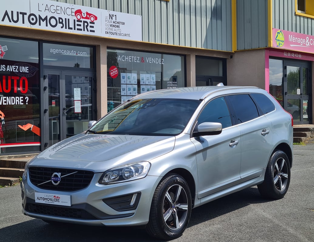 Volvo XC60 D4 2.0 TDI 190 CH R-DESIGN — 1