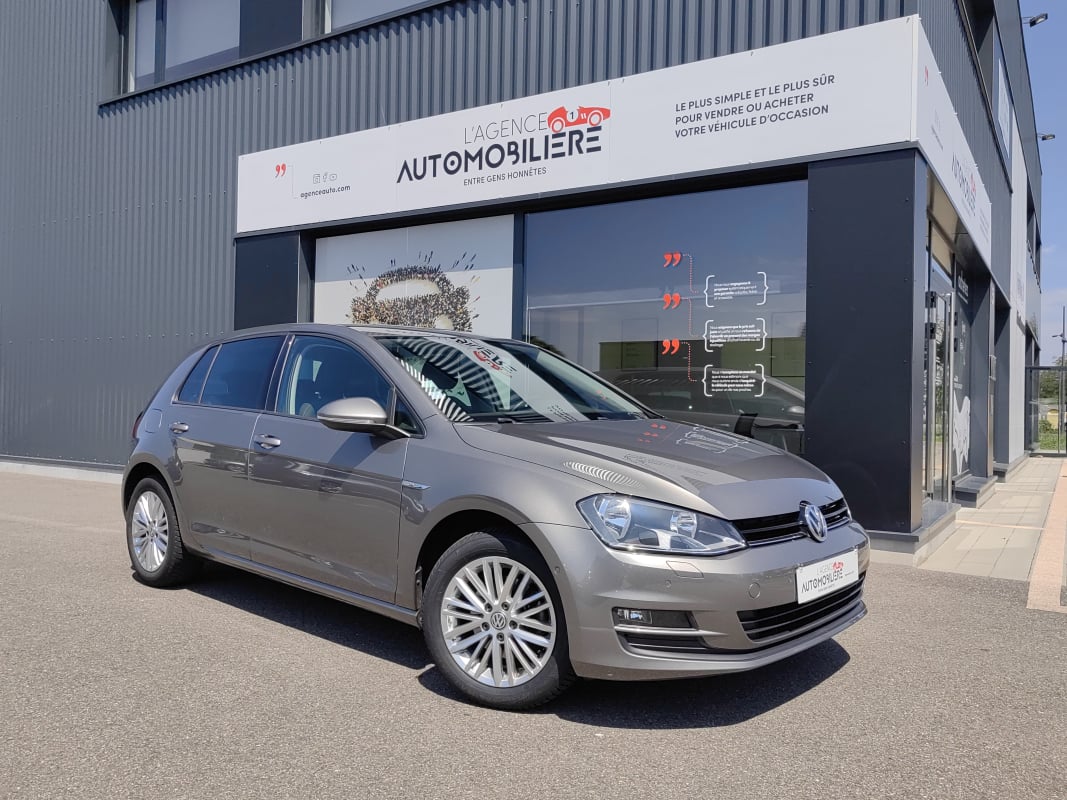 Volkswagen Golf 1.2 TSI 105 CUP EDITION GPS PARK ASSIST — 1