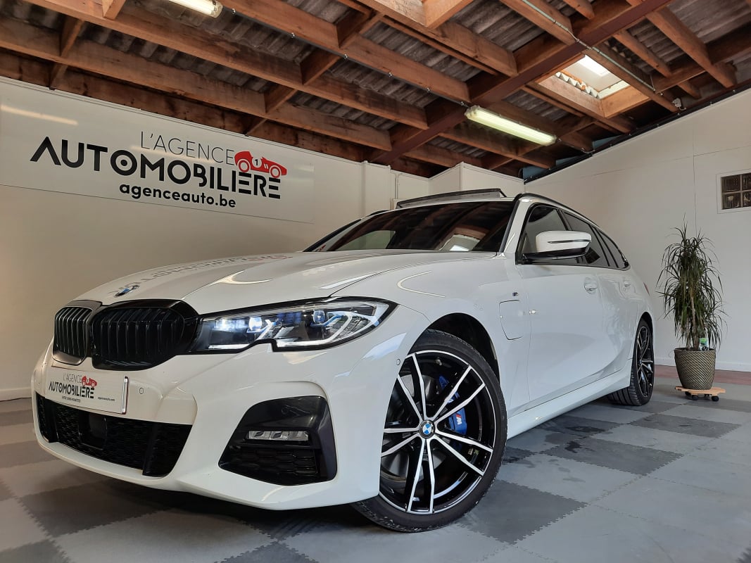 BMW Série 3 Touring Réservé 330e PHEV Pack M 2.0i 184Ch Boite Steptronic TVA/ Garantie 12 Mois — 1