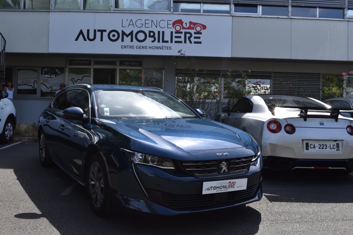 Peugeot 508 SW SW 1.6 EAT8 180 cv Boîte auto ALLURE — 1