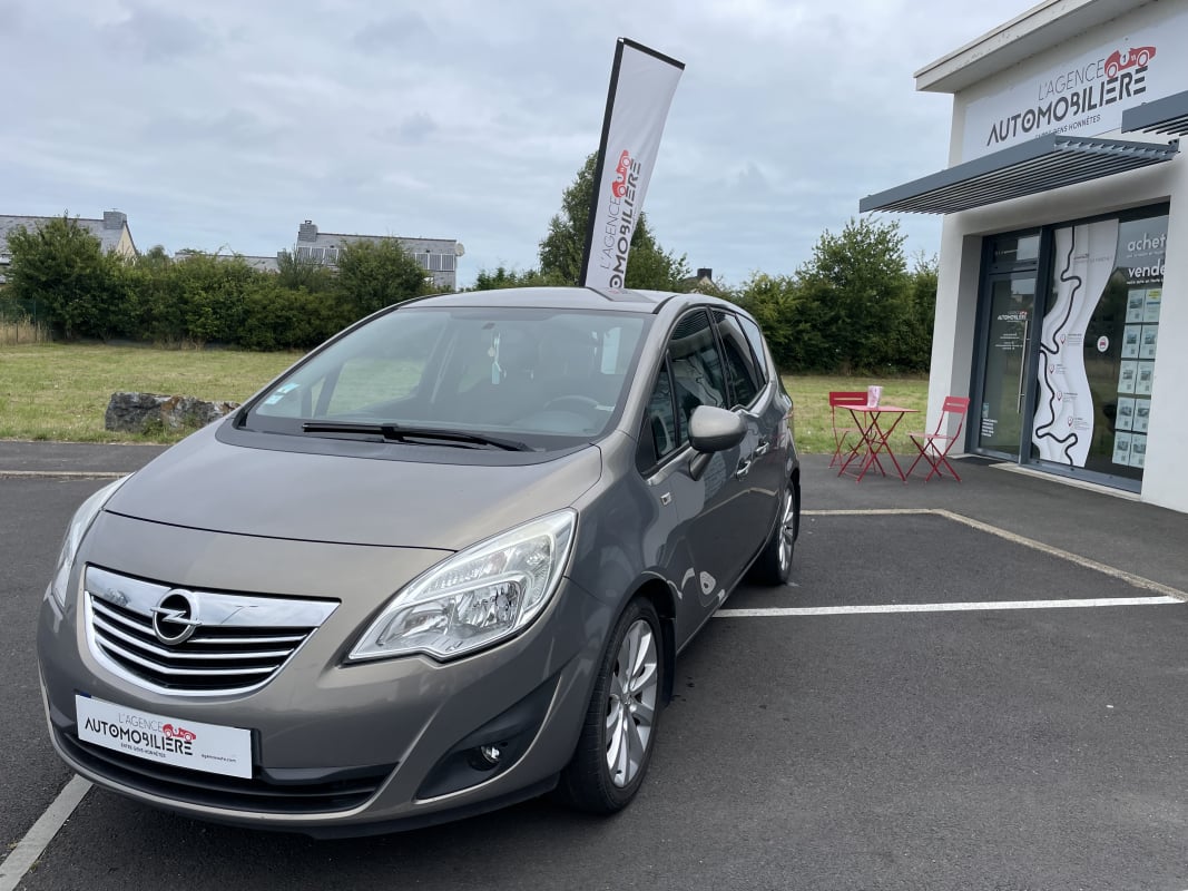 Opel Meriva 1.4 TWINPORT 120 COSMO — 1