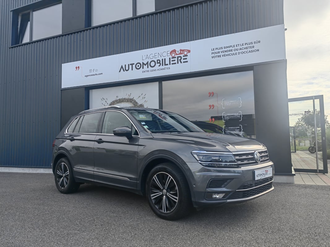 Volkswagen Tiguan 2.0 TDI 150 CARAT EXCLUSIVE DSG7 — 1