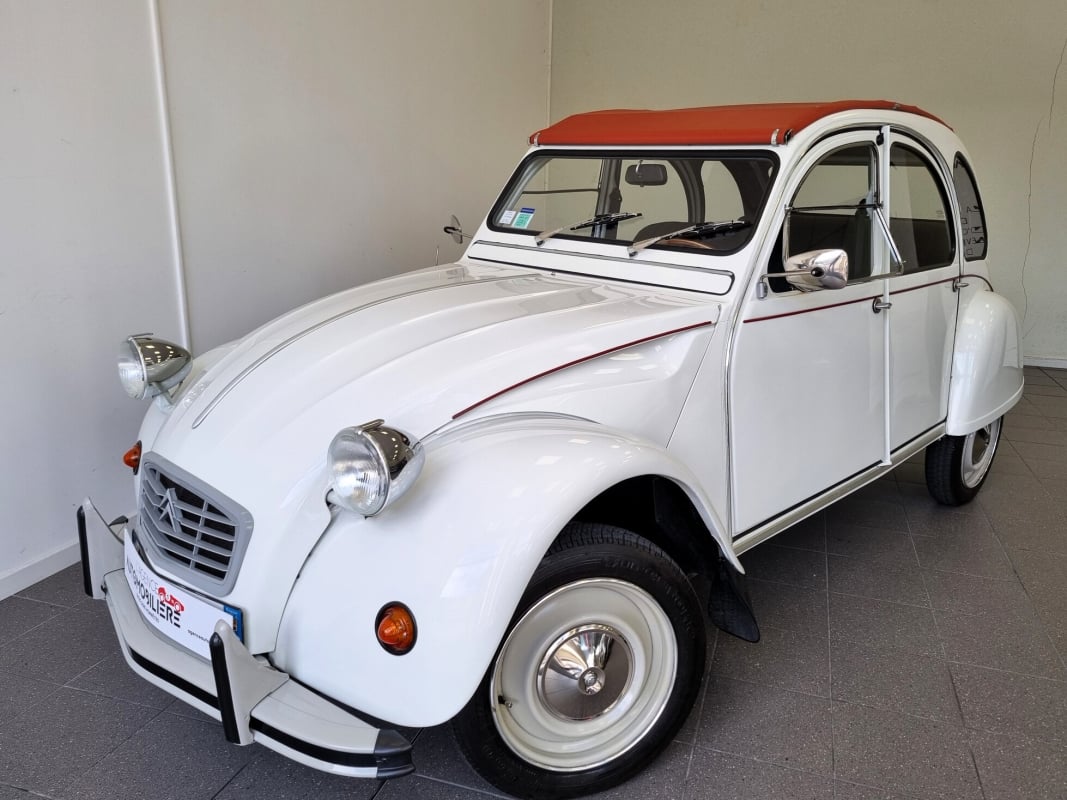 Citroen 2CV 6 SPECIAL - Blanc Nacrée — 1