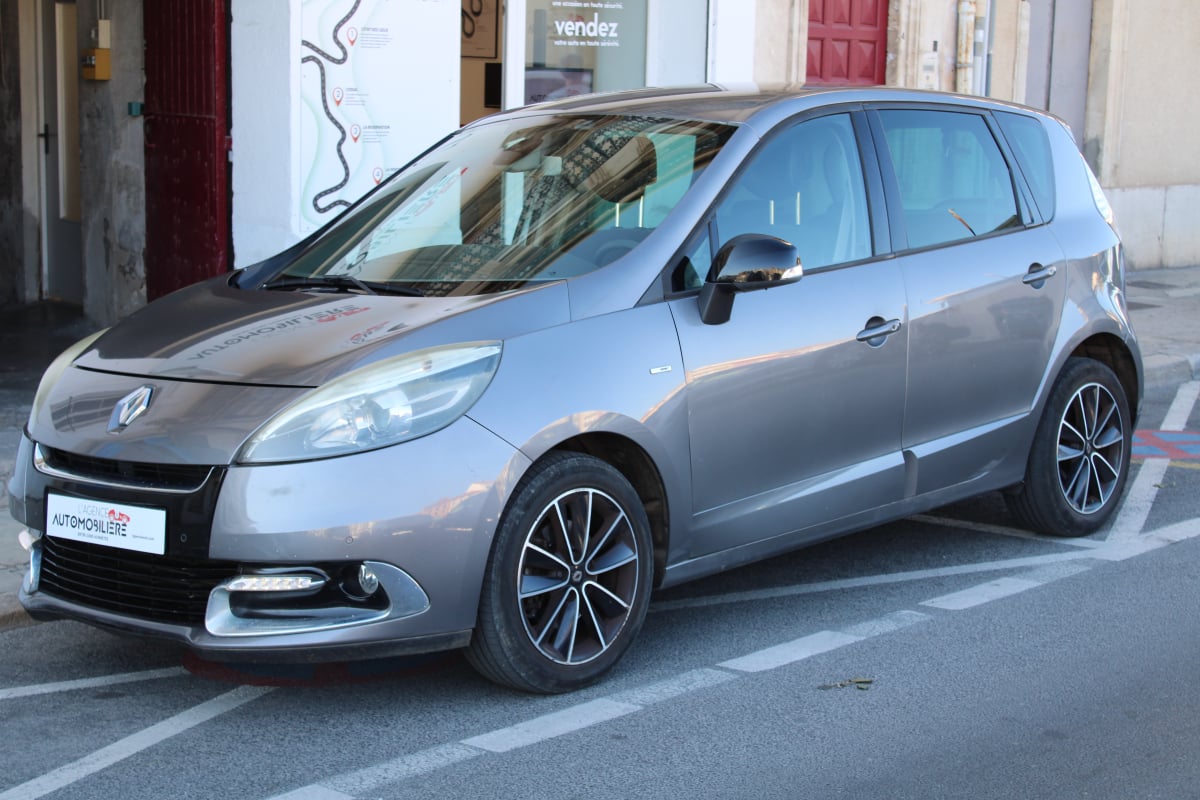 Renault Scenic 1.5 DCI 110 ENERGY BOSE EDITION — 1
