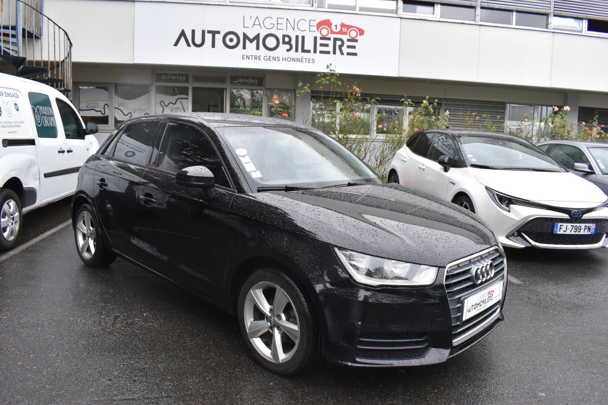 Audi A1 Sportback AMBIENTE Sportback 1.4 TDI 12V 90 cv — 1